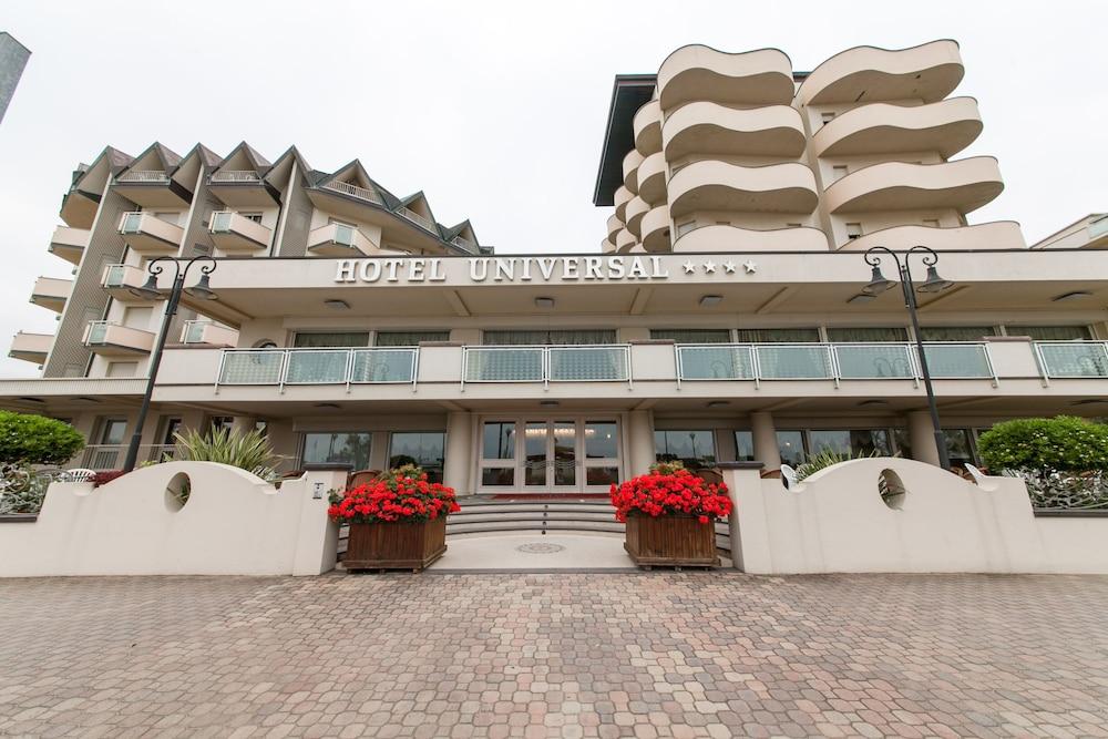 Universal Hotel Cervia Esterno foto
